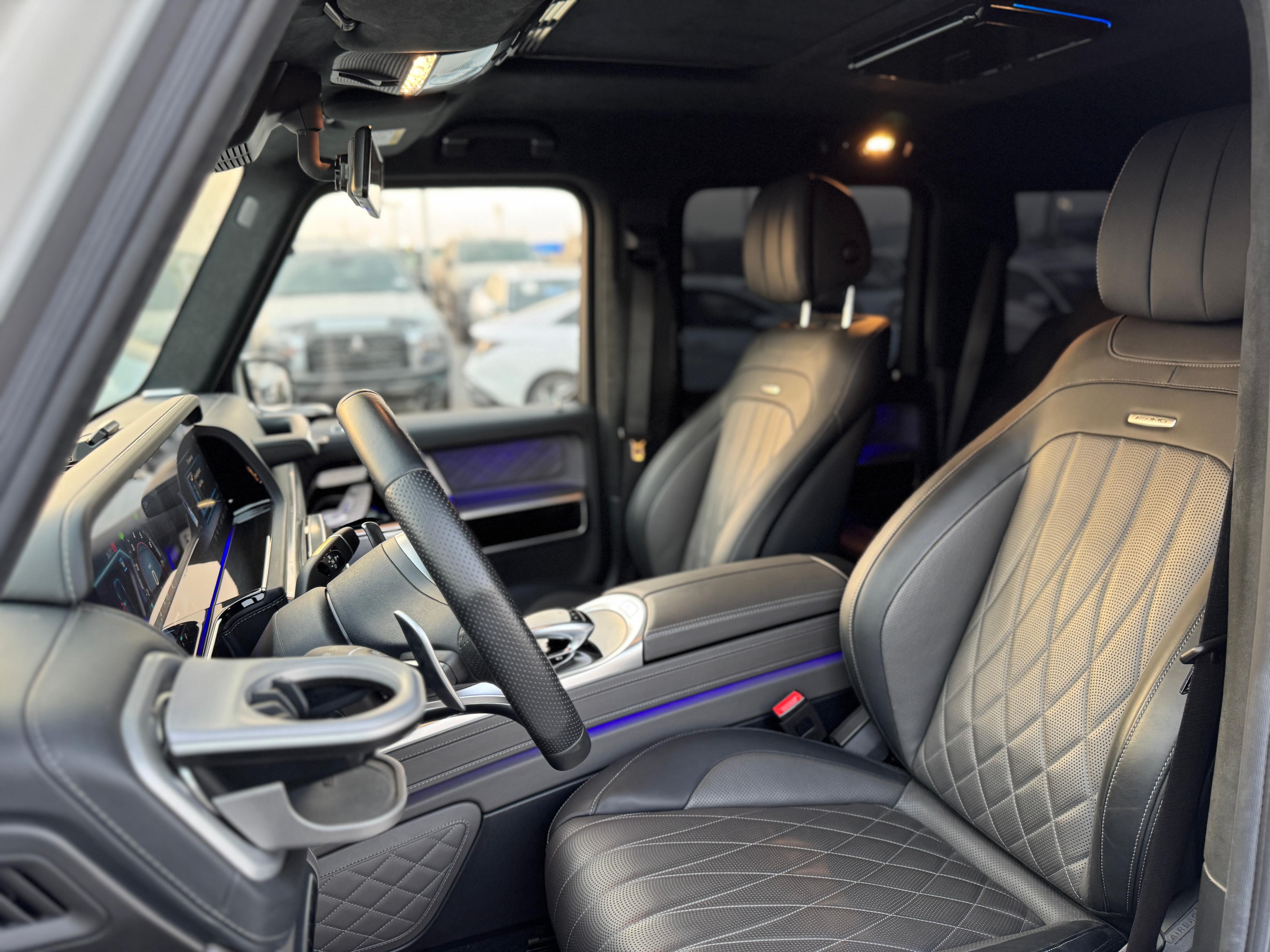 Mercedes-Benz G63 AMG – Grille